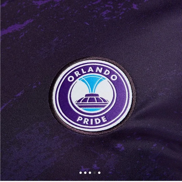 NWOT Orlando Women’s Nike Soccer Jersey - Picture 3 of 3
